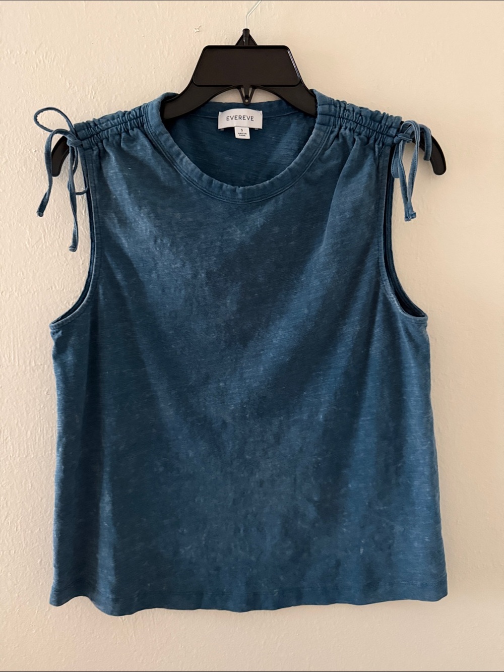 Evereve Muscle Tie-Shoulder Tank